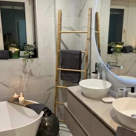Holiday home Soh Rent Piscine Proche Strasbourg Tv - Wifi - Parking Lampertheim