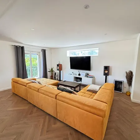 Soh Rent Maison - Piscine Proche Strasbourg - Tv - Wifi - Parking