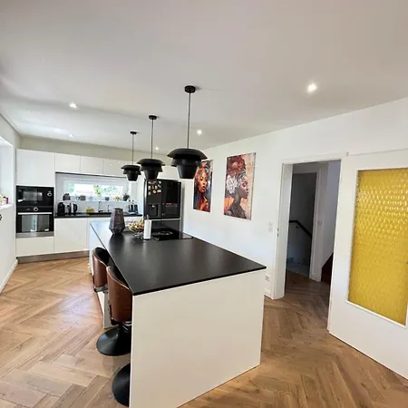 Soh Rent Maison - Piscine Proche Strasbourg - Tv - Wifi - Parking Hébergement de vacances
