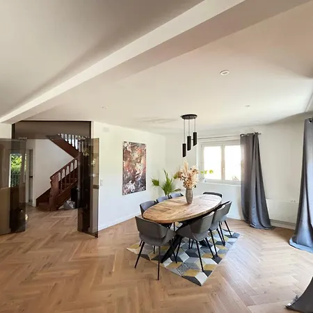 Soh Rent Maison - Piscine Proche Strasbourg - Tv - Wifi - Parking Hébergement de vacances Lampertheim