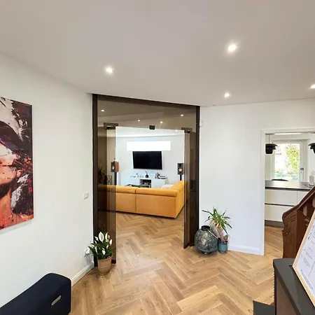 Soh Rent Maison - Piscine Proche Strasbourg - Tv - Wifi - Parking Hébergement de vacances *