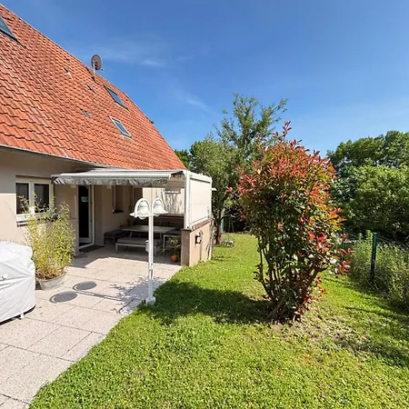Hébergement de vacances Soh Rent Maison - Piscine Proche Strasbourg - Tv - Wifi - Parking Lampertheim