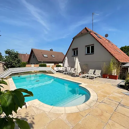 Soh Rent Maison - Piscine Proche Strasbourg - Tv - Wifi - Parking