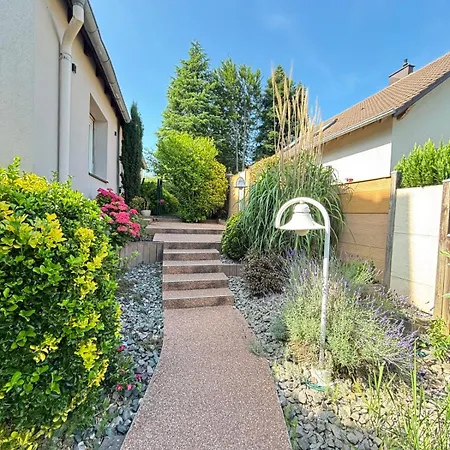 Hébergement de vacances Soh Rent Maison - Piscine Proche Strasbourg - Tv - Wifi - Parking *